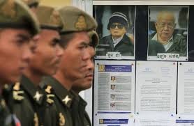 В Камбодже лидеров "Красных кхмеров" приговорили к пожизненному заключению